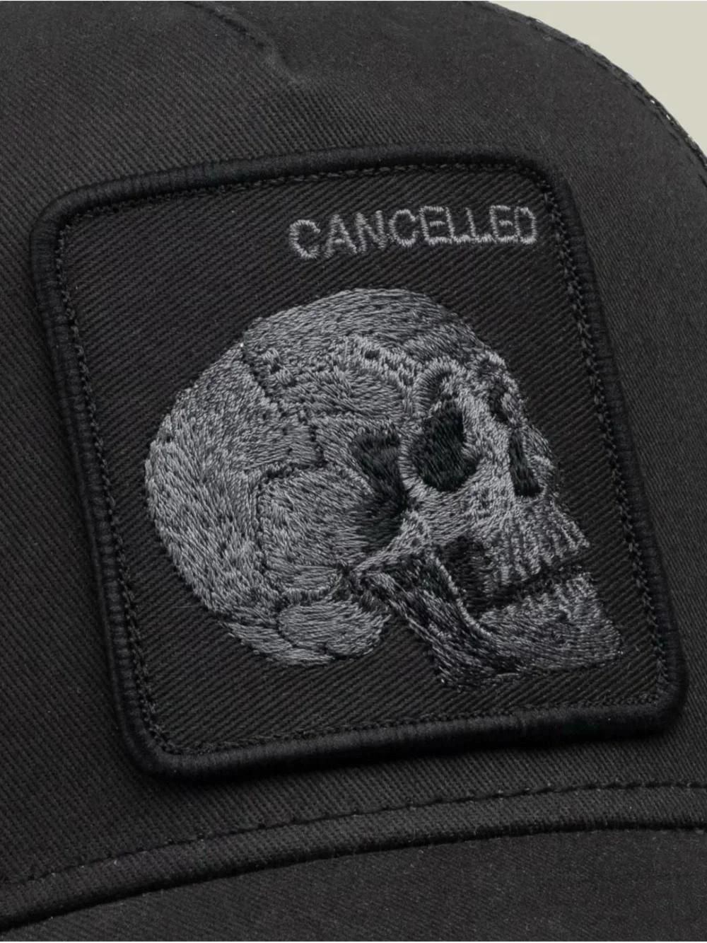 Goorin Bros. “TONAL SKULL “ CANCELED Trucker Hat. Mesh SnapBack. NWT